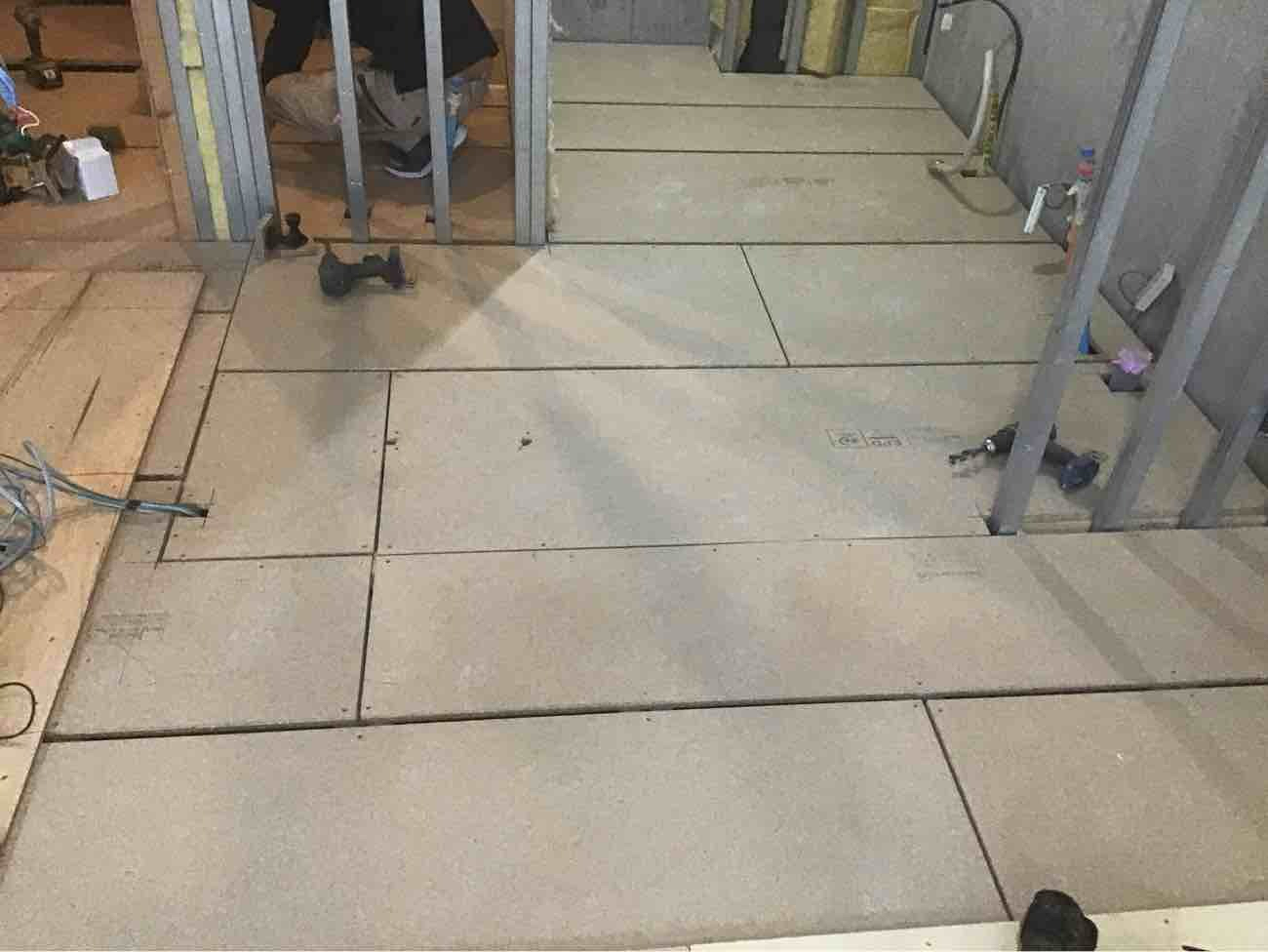 マンション　１日置床工事　フリーフロアCP（東京都渋谷区）