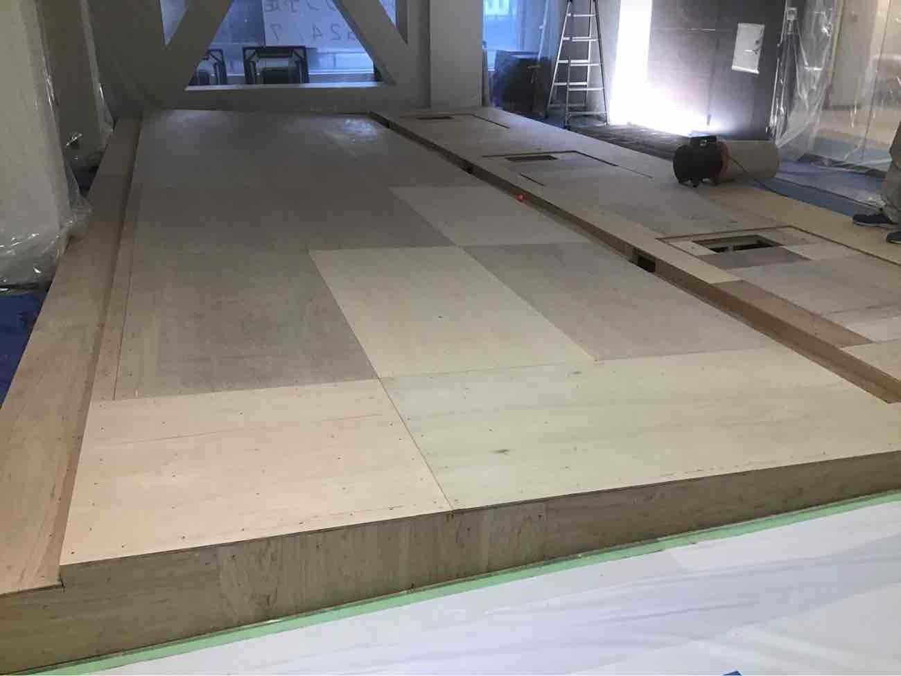 シュミレーションゴルフ店舗　細工置床工事　乾式二重床（栃木県宇都宮市）