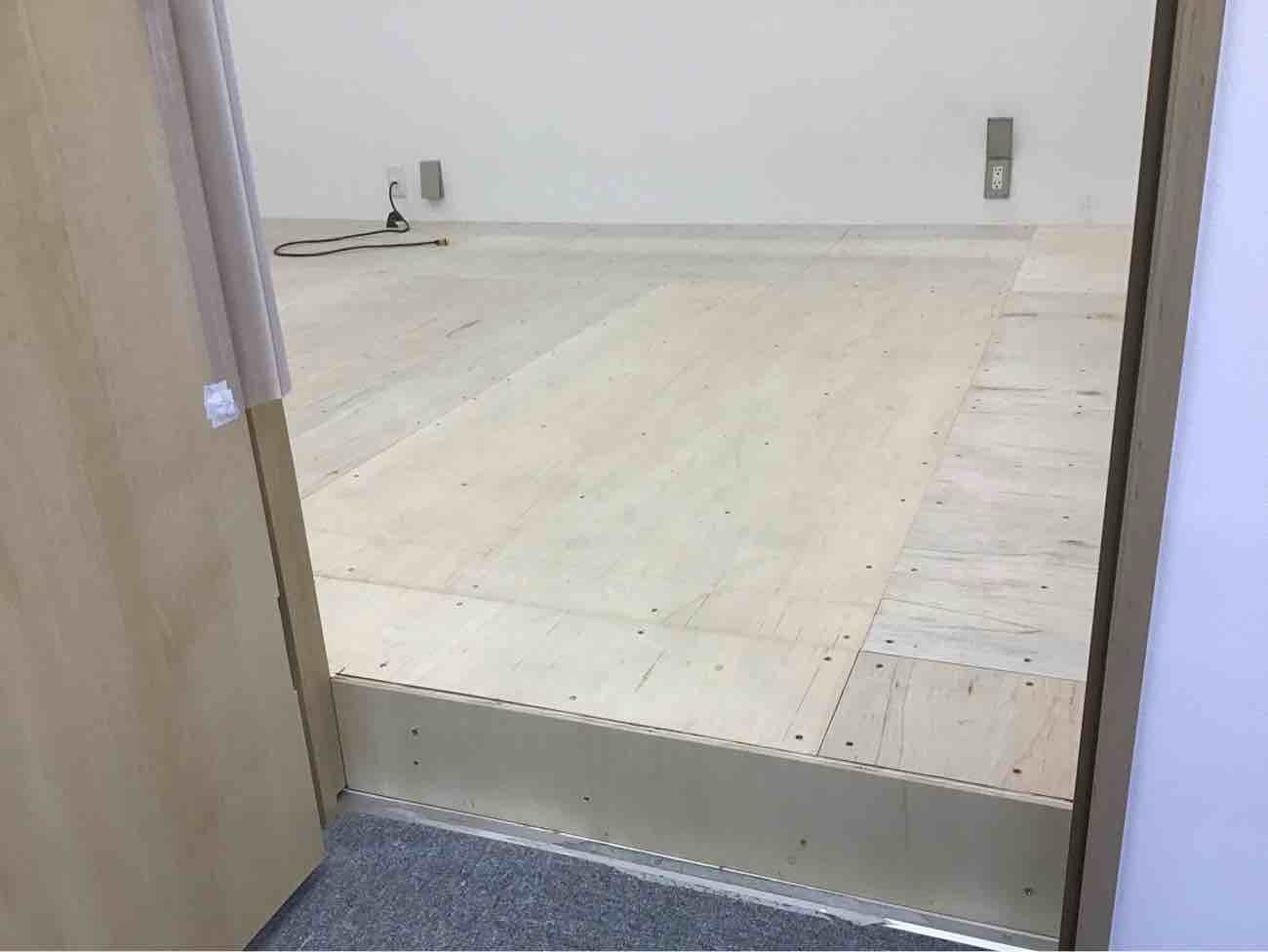 店舗　置床工事　フリーフロアCP-R （東京都中野区）