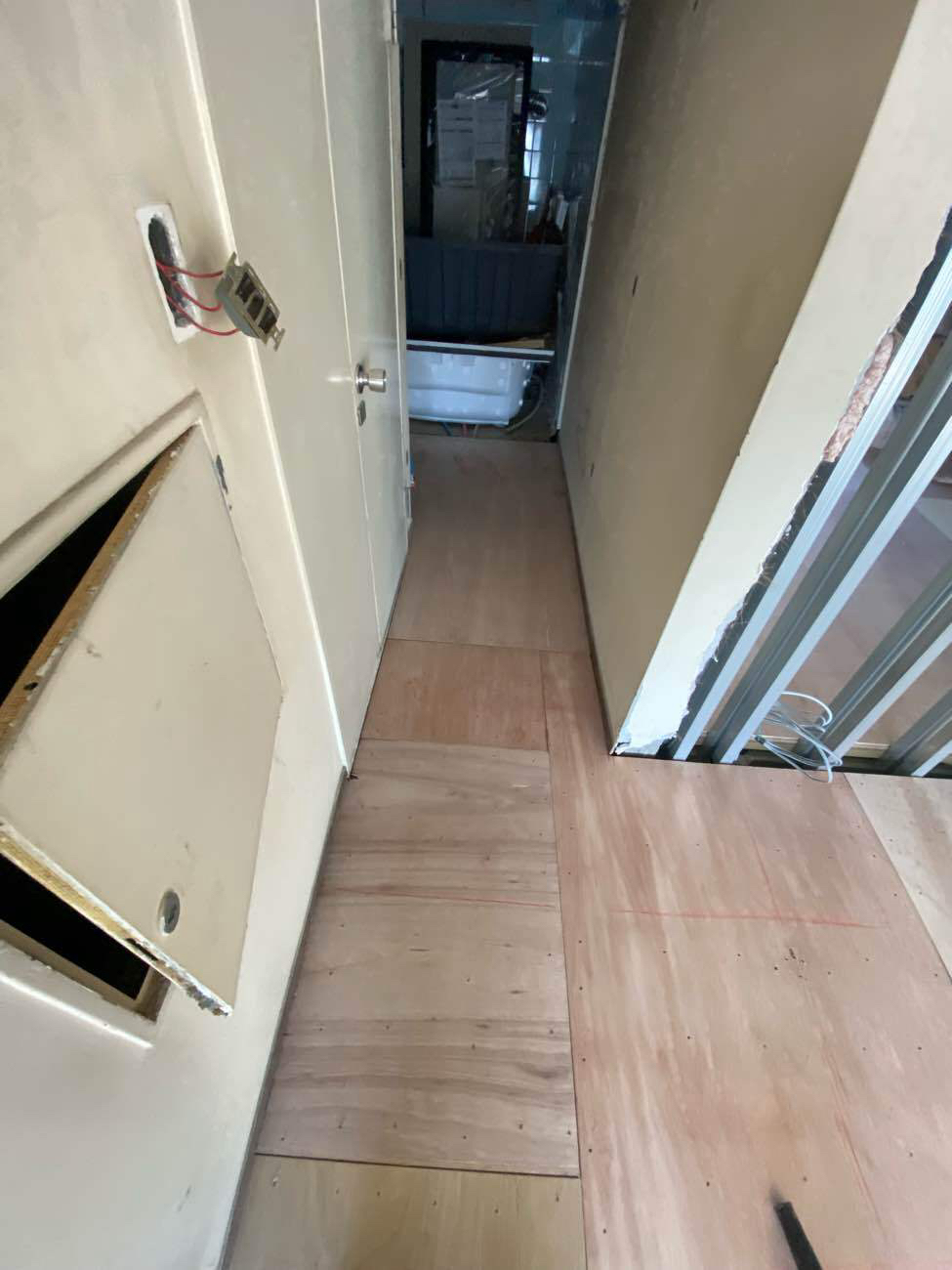 マンション　置床工事　乾式二重床（東京都杉並区）