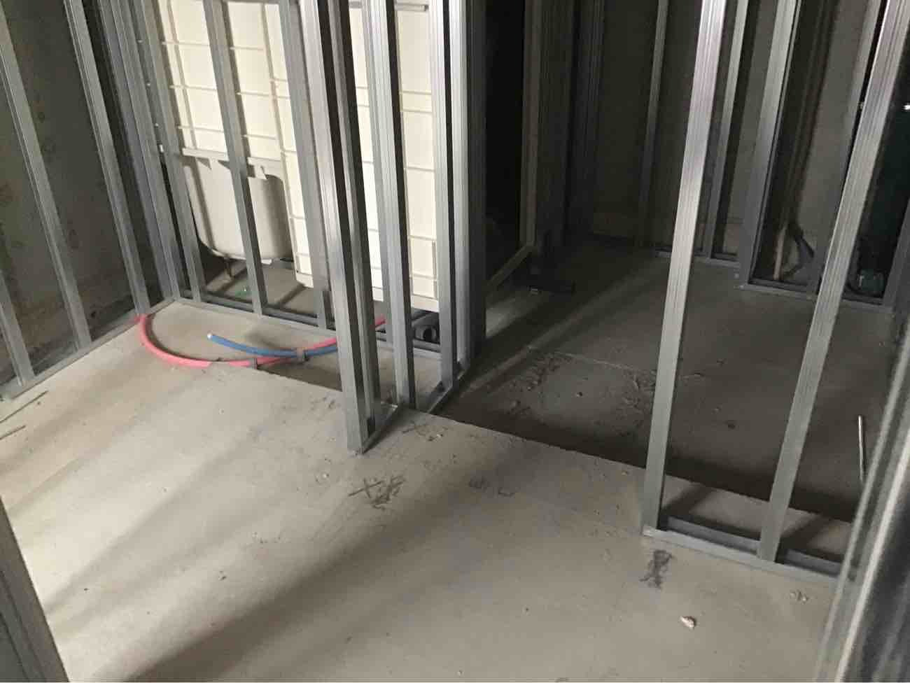 新築マンション　置床工事　乾式二重床（東京都品川区）