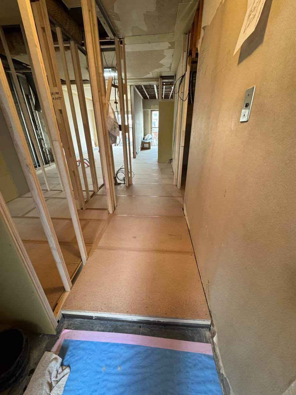 マンション　１日置床工事　乾式二重床（東京都目黒区）