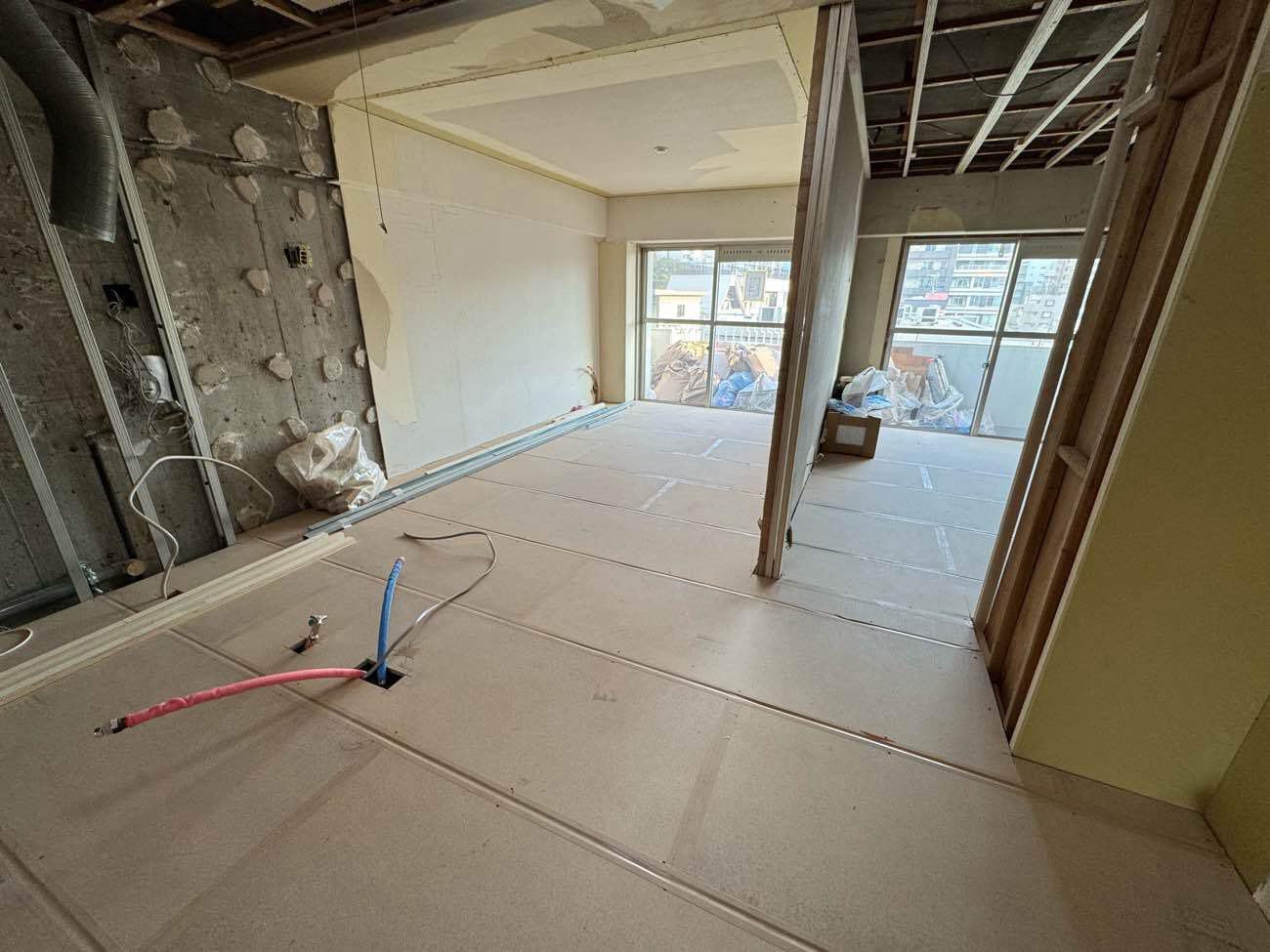 マンション　１日置床工事　乾式二重床（東京都目黒区）