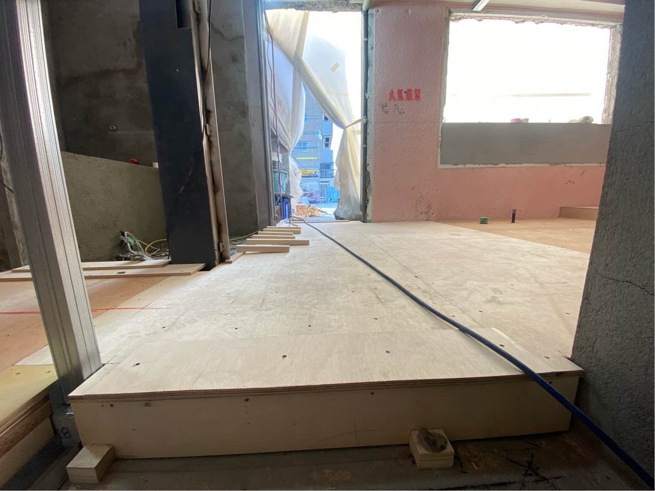 マンション　置床工事　乾式二重床（東京都中野区）