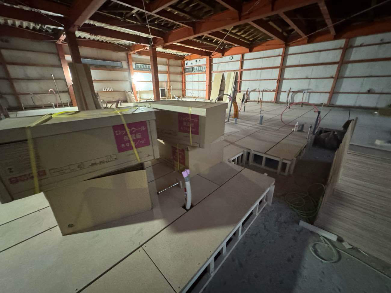 歯科医院　置床工事　乾式二重床（横浜市港南区）