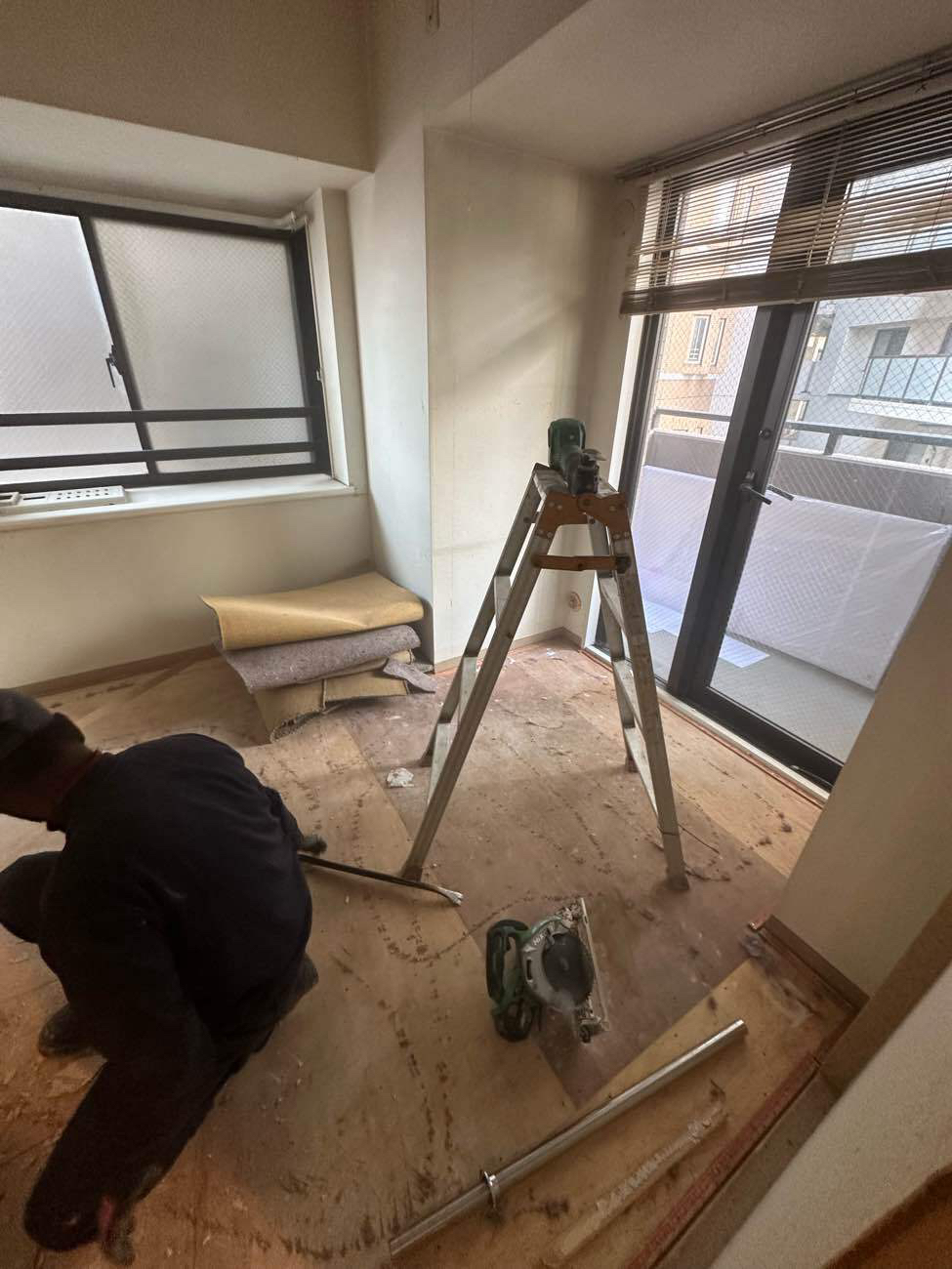 マンション　1日置床工事　乾式二重床（相模原市南区）