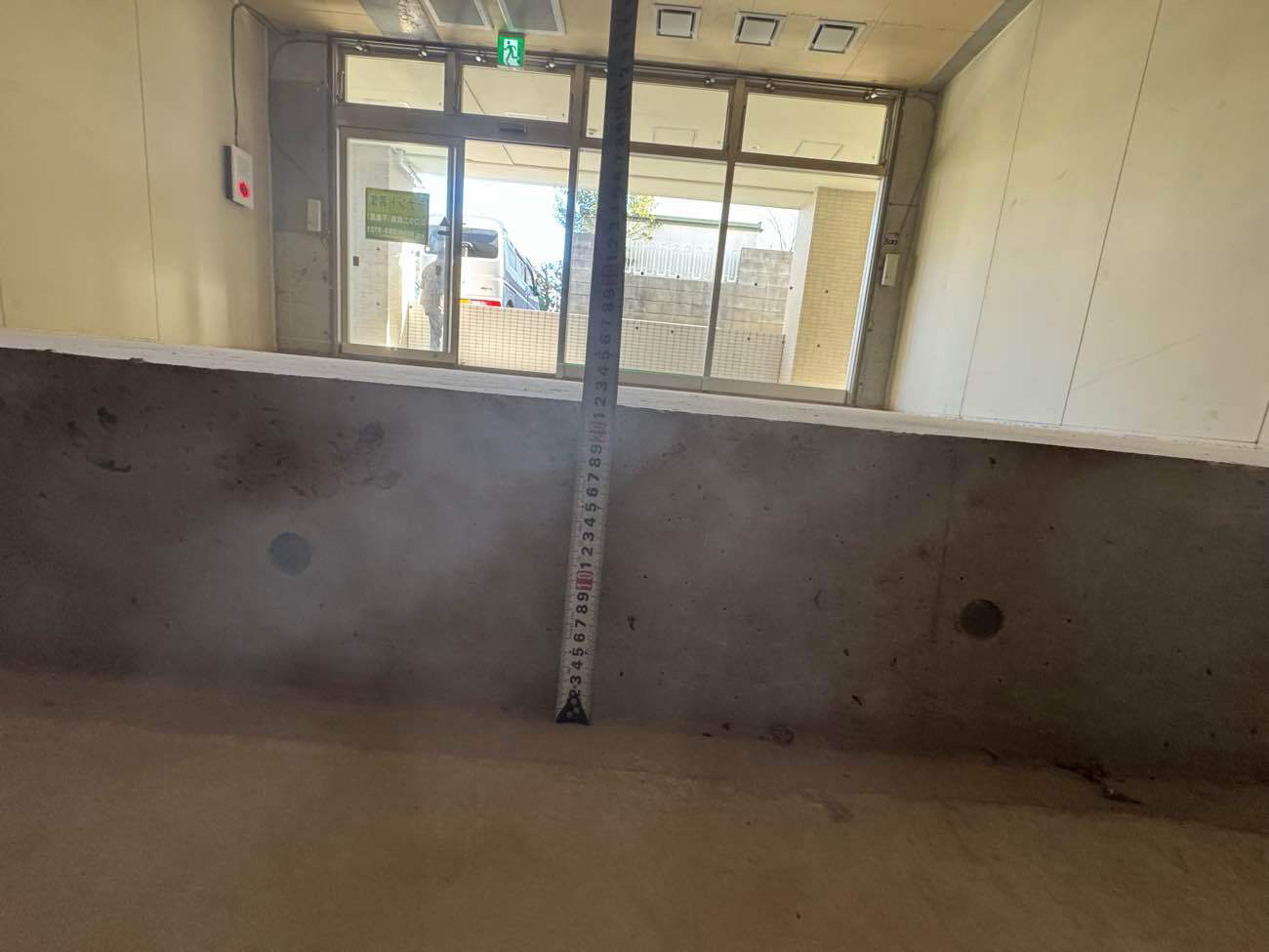 店舗　置床工事　乾式二重床（横浜市神奈川区）