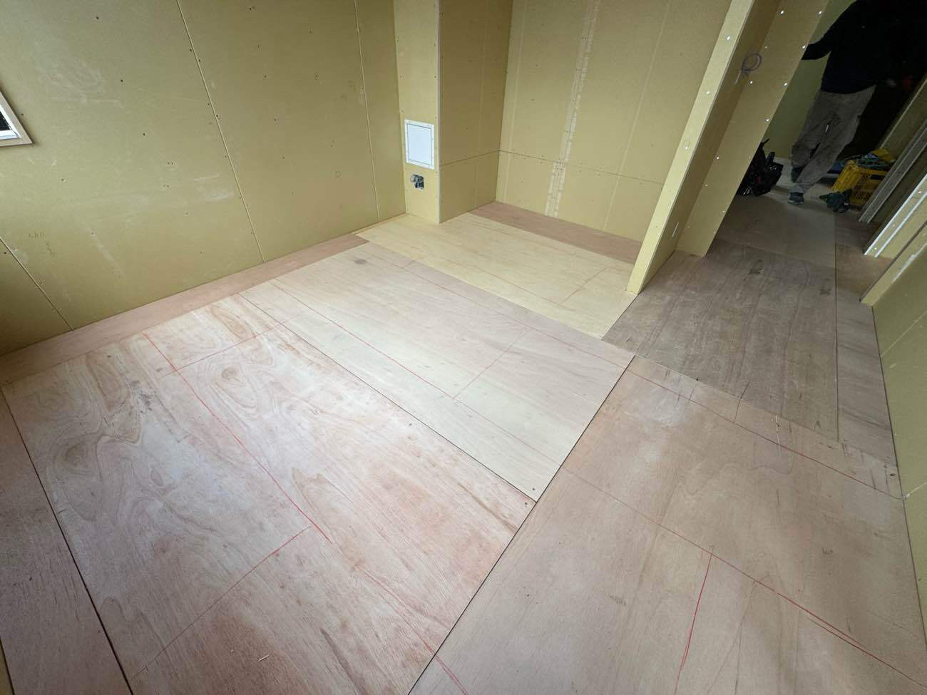 マンション　1日置床工事　乾式二重床（東京都渋谷区）