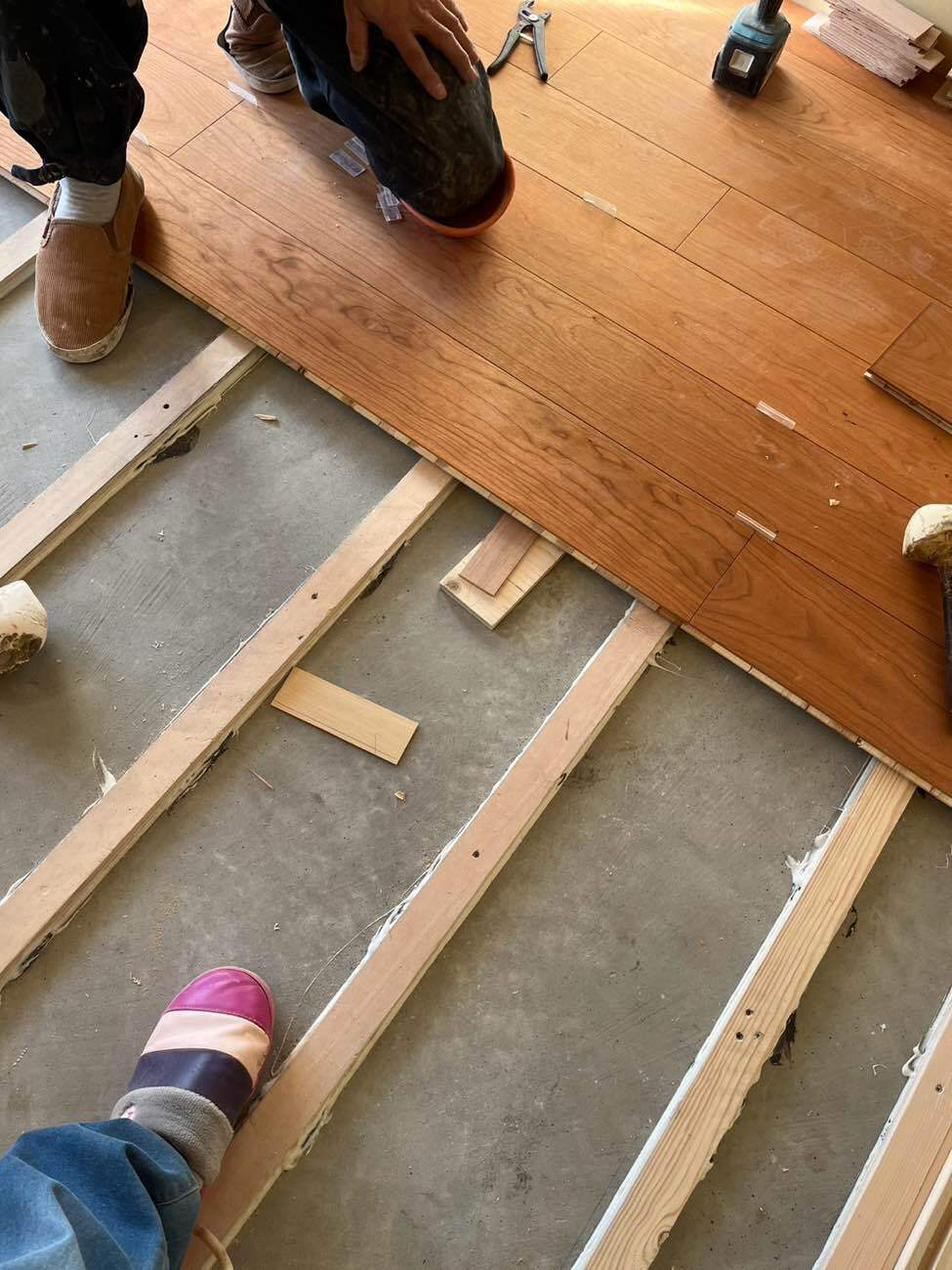 戸建て住宅新築　置床工事　乾式二重床（神奈川県横須賀市）