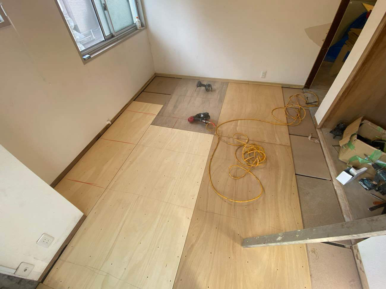 マンション　置床工事　乾式二重床（東京都大田区）
