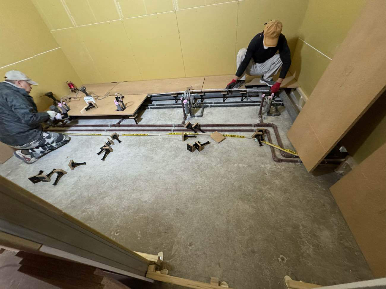 店舗　置床工事　フリーフロアCP（東京都渋谷区）