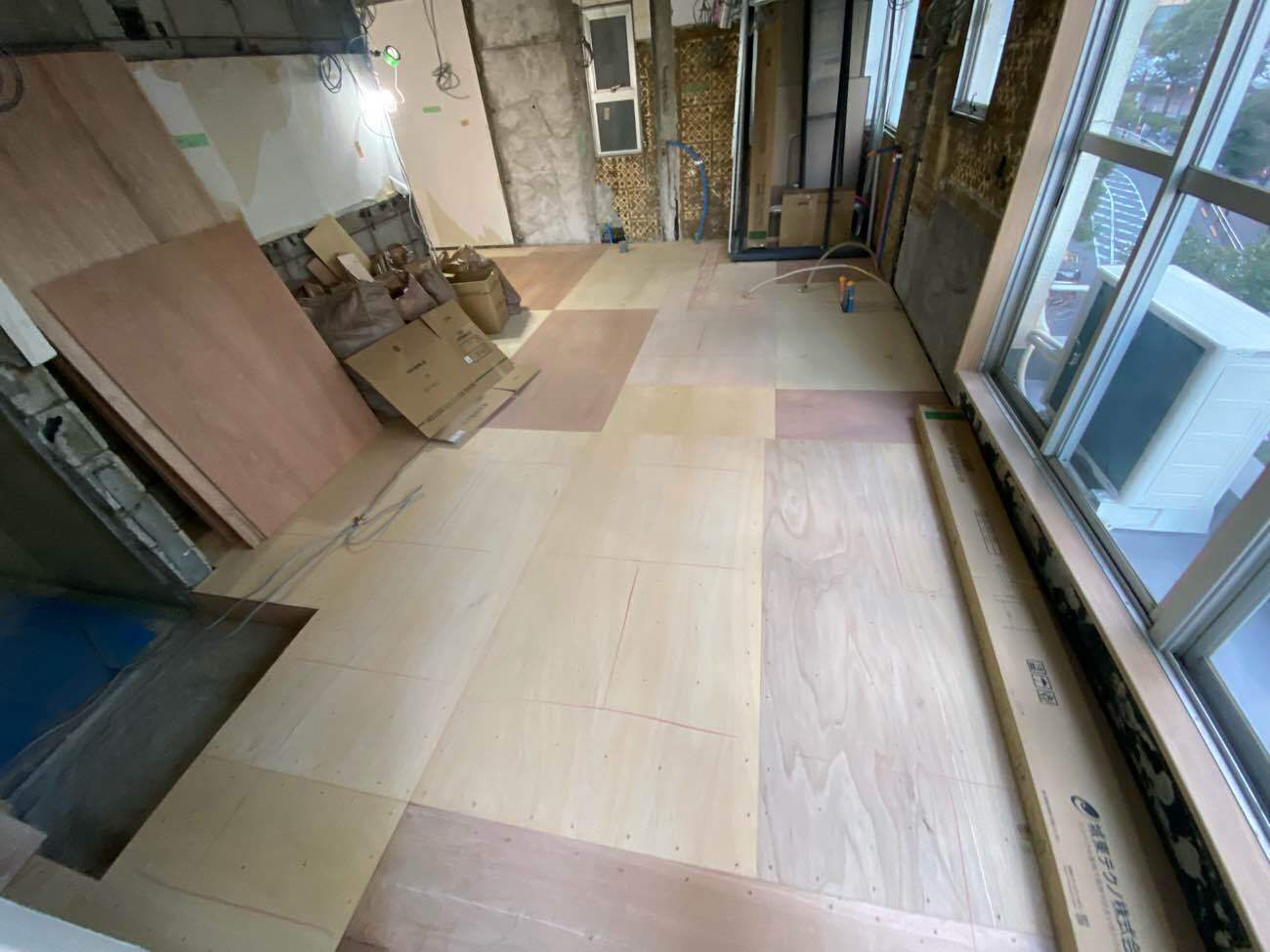 マンション　置床工事　乾式二重床（東京都港区）