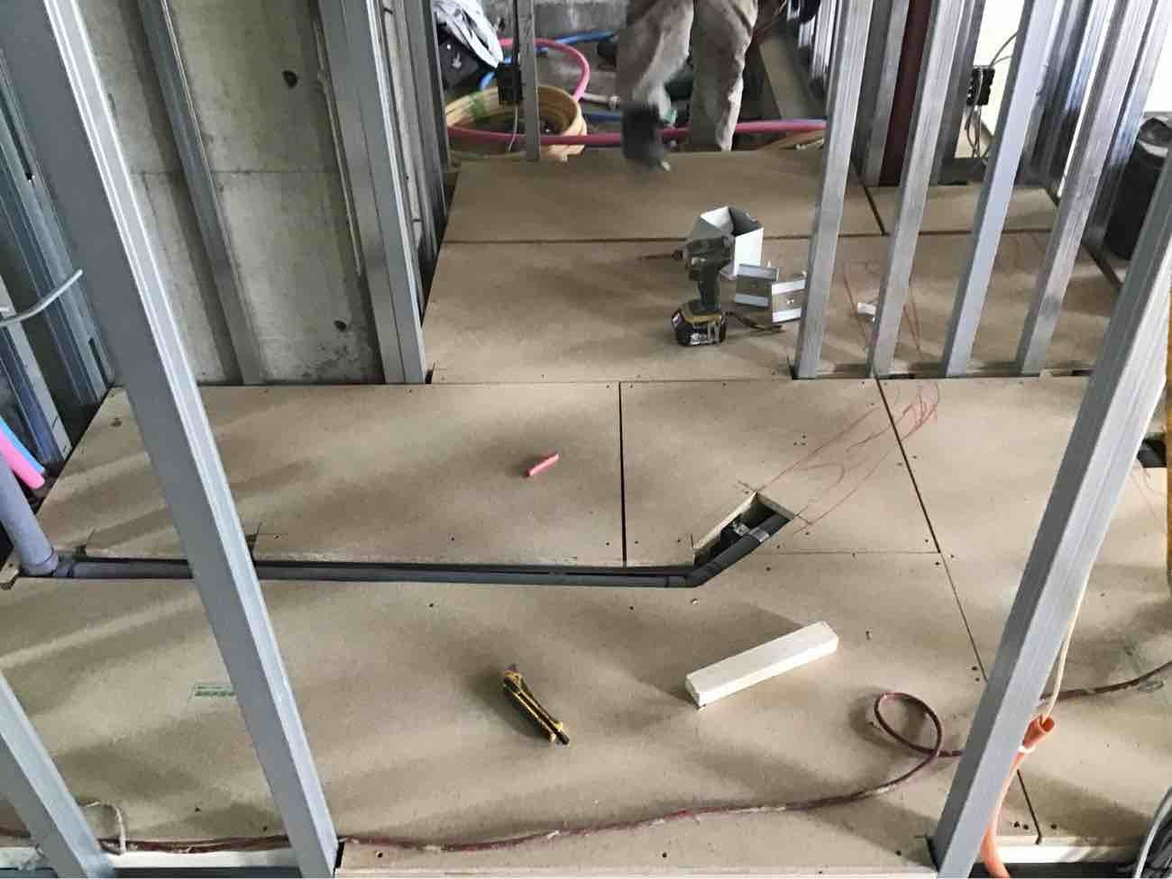 マンション　置床工事　乾式二重床（川崎市多摩区）