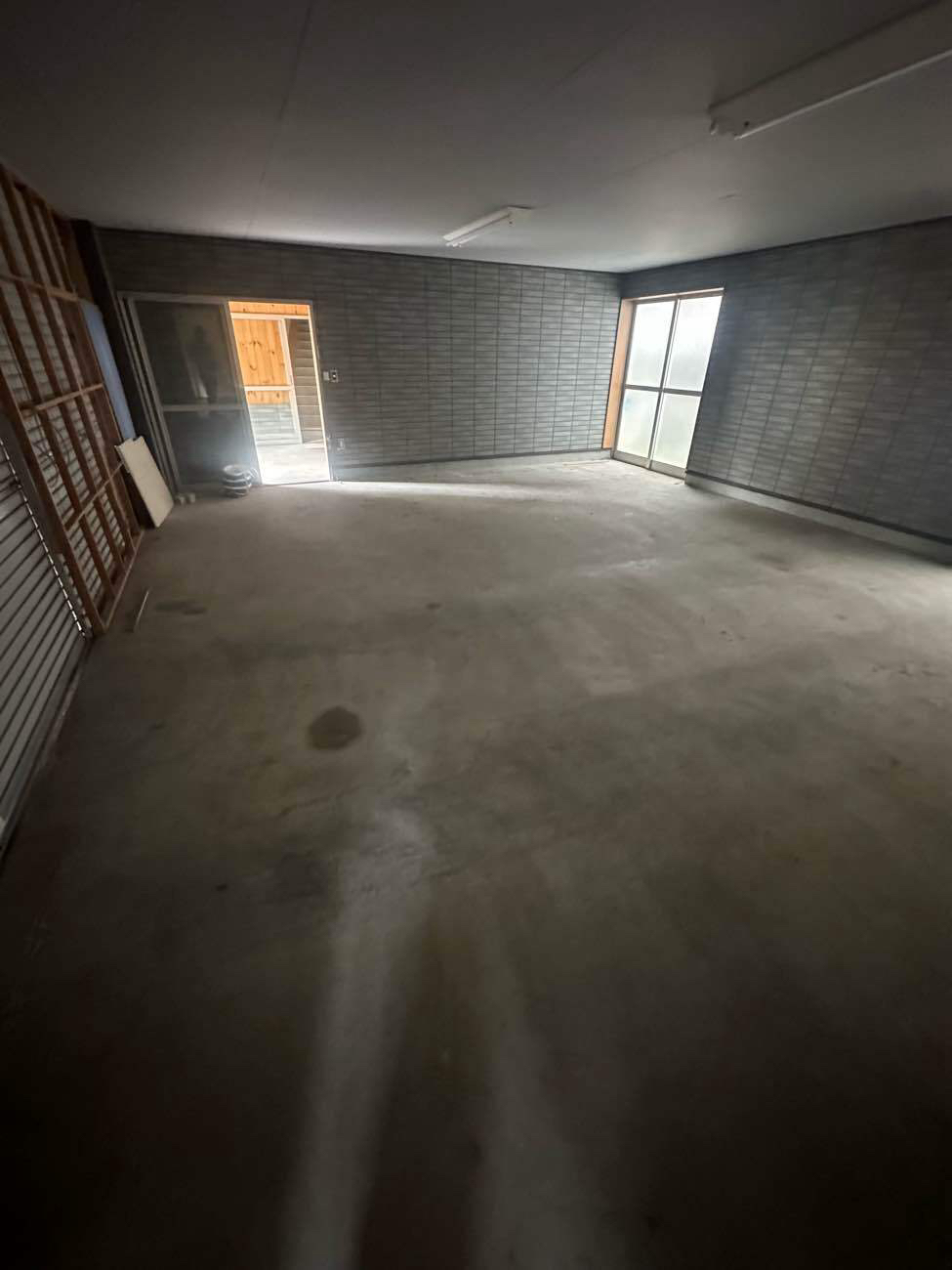 クリニック新装　置床工事　乾式二重床（東京都荒川区）