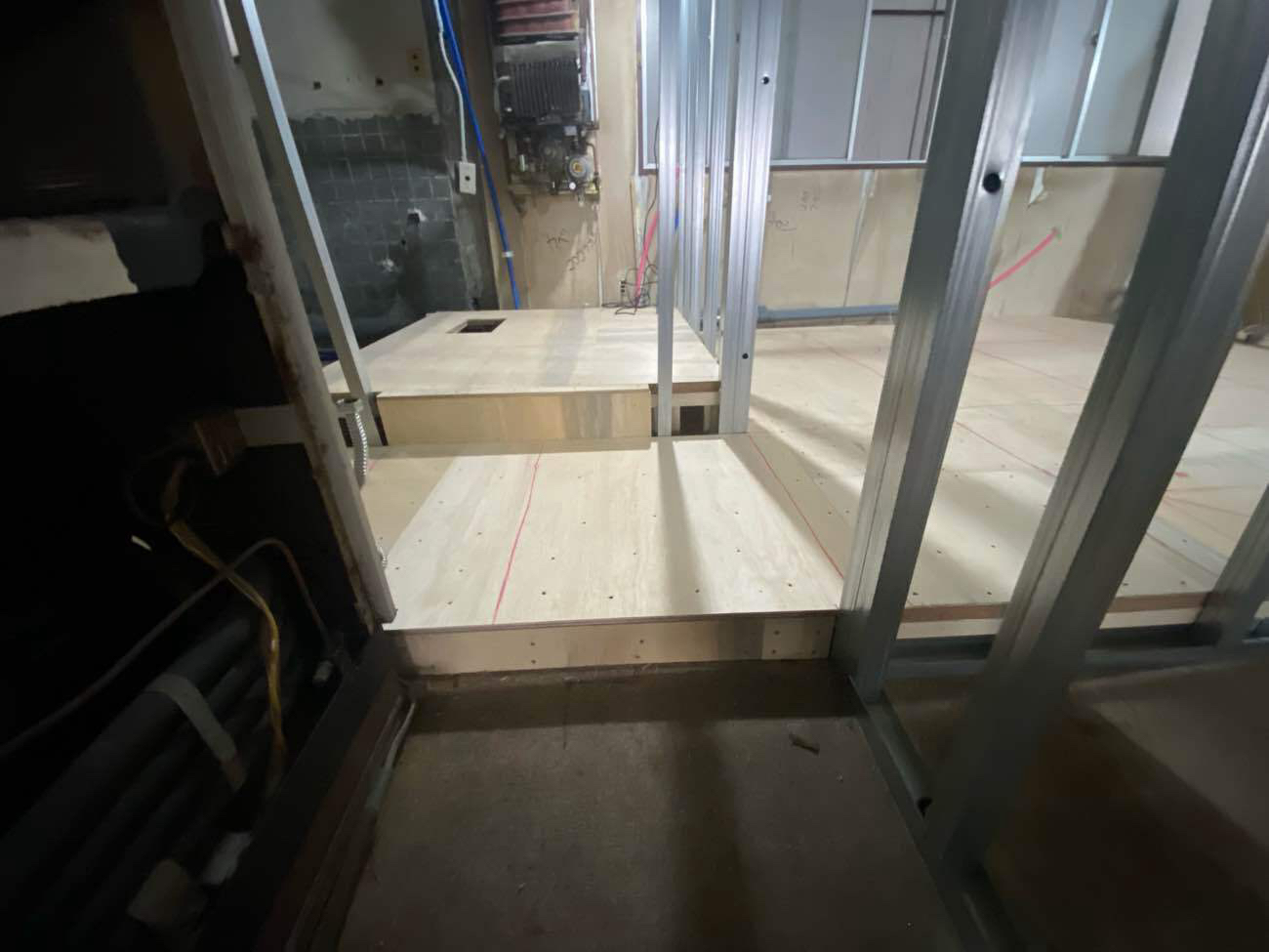 マンション　置床工事　乾式二重床（東京都港区）