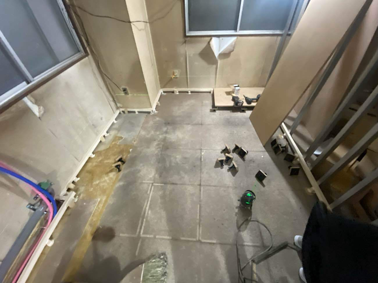 マンション　置床工事　乾式二重床（東京都港区）