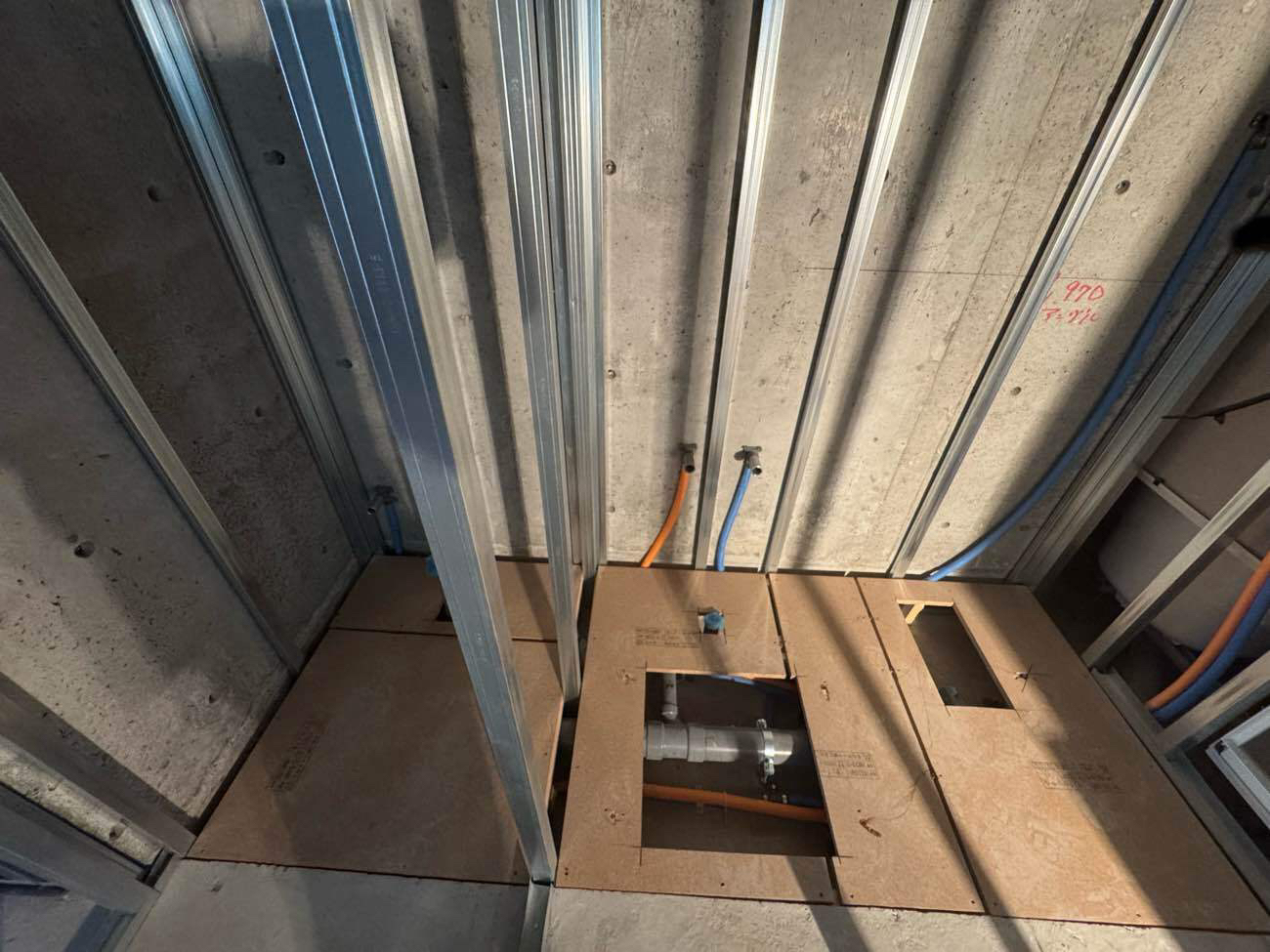 マンション　置床工事　乾式二重床（東京都文京区）