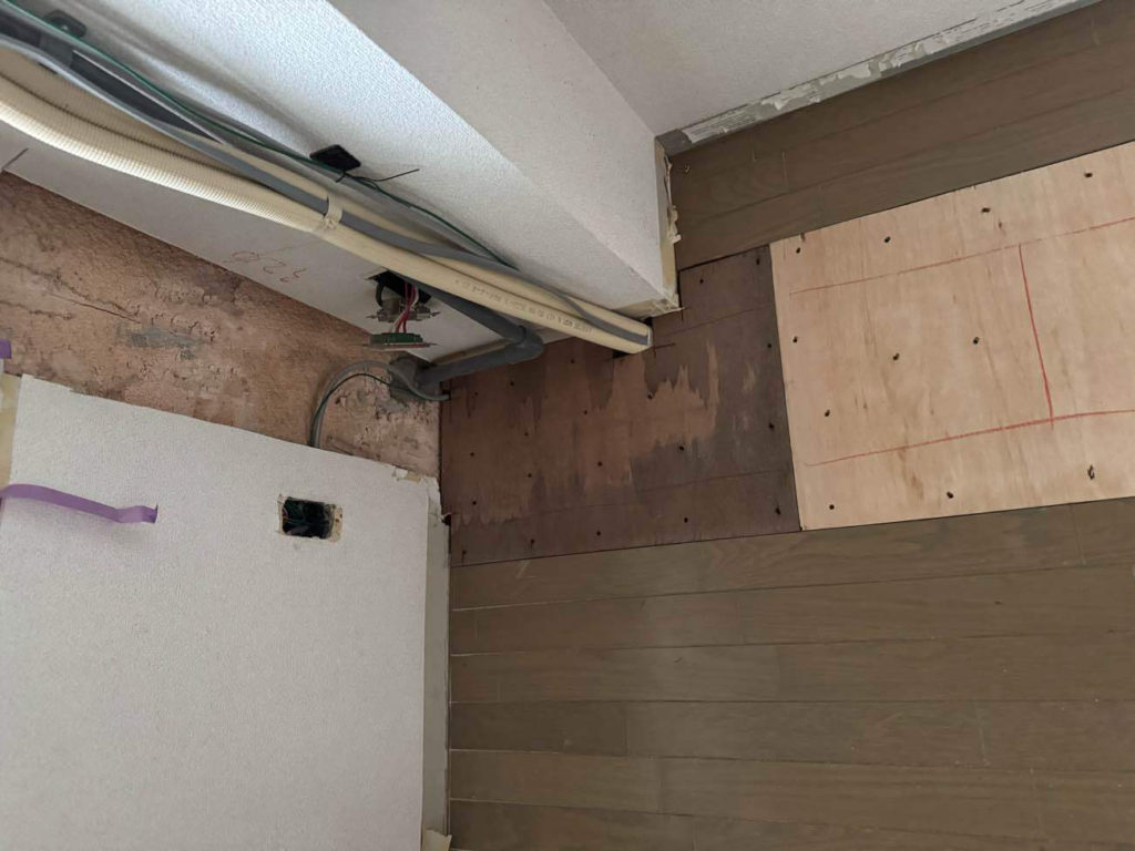 マンション　置床工事　パーチクルボード（東京都北区）