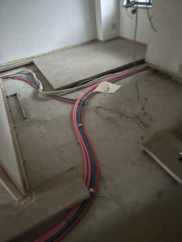 マンション　置床工事　パーチクルボード（東京都北区）