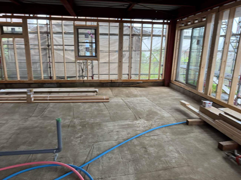 戸建て住宅　置床工事　乾式二重床（山梨県上野原市）