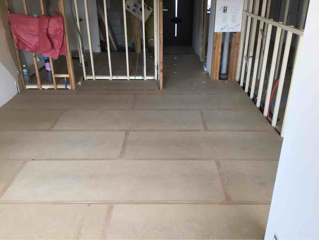 マンション　１日置床工事　乾式二重床（神奈川県大和市）