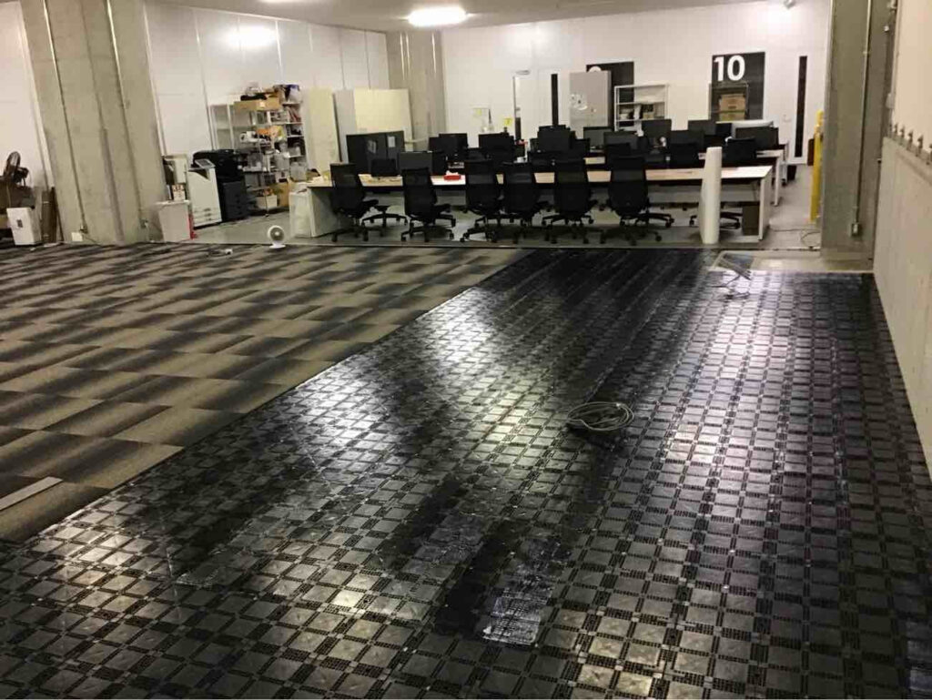 オフィス　OA工事　ステップライン樹脂OA（東京都大田区）