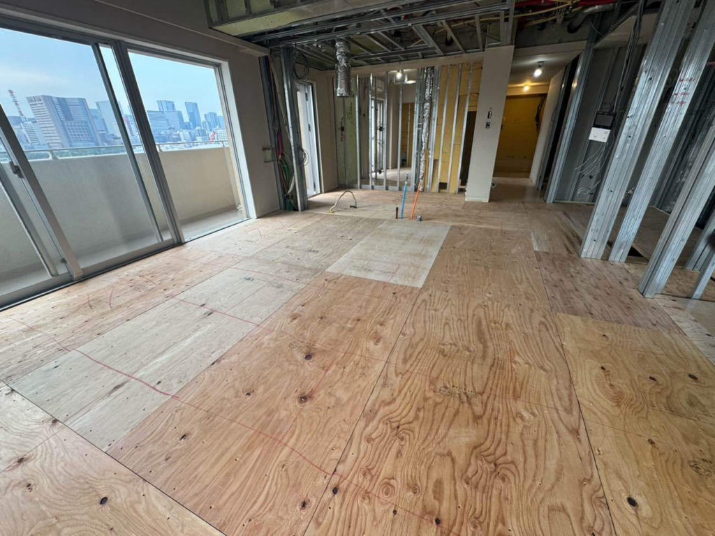 マンション　置床工事　乾式二重床（東京都中央区）