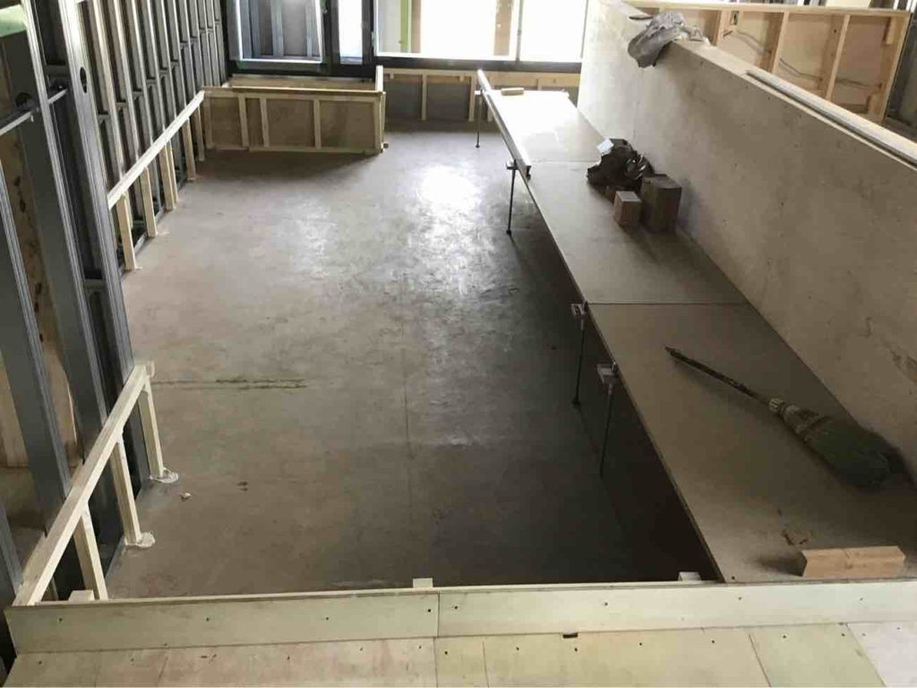 テナント　置床工事　乾式二重床（千葉県松戸市）