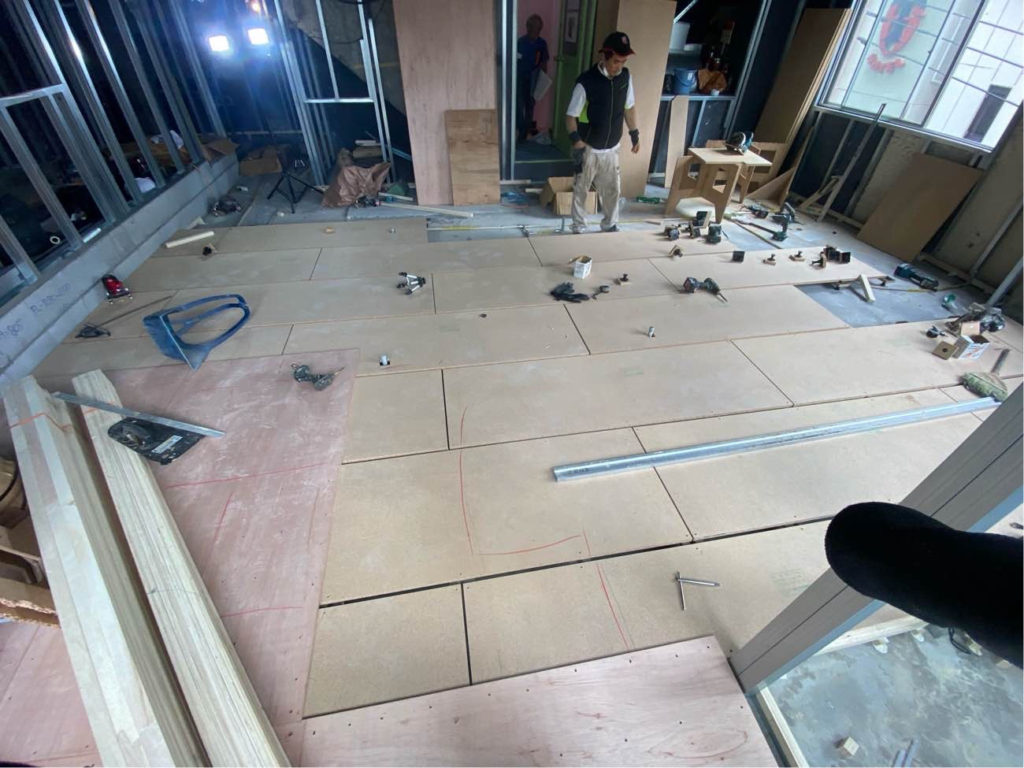飲食店舗　置床工事　乾式二重床（東京都台東区）