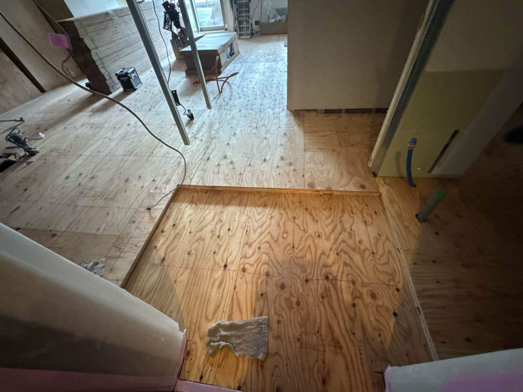 マンション　１日置床工事　乾式二重床（東京都港区）