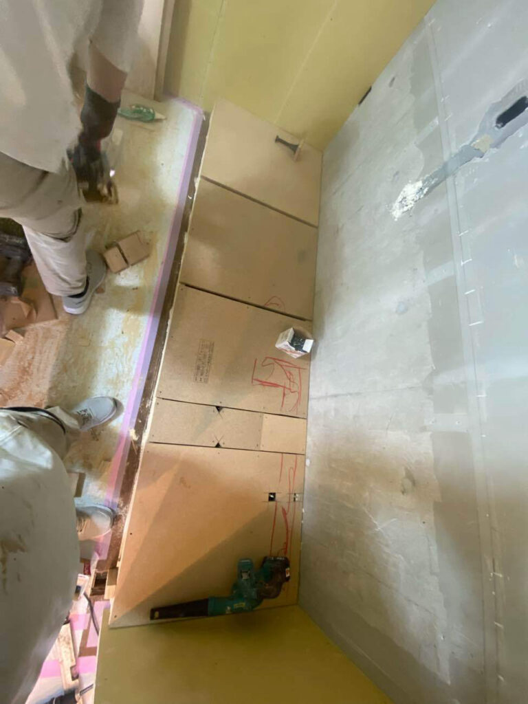 マンション 置床工事　乾式二重床（東京都世田谷区）