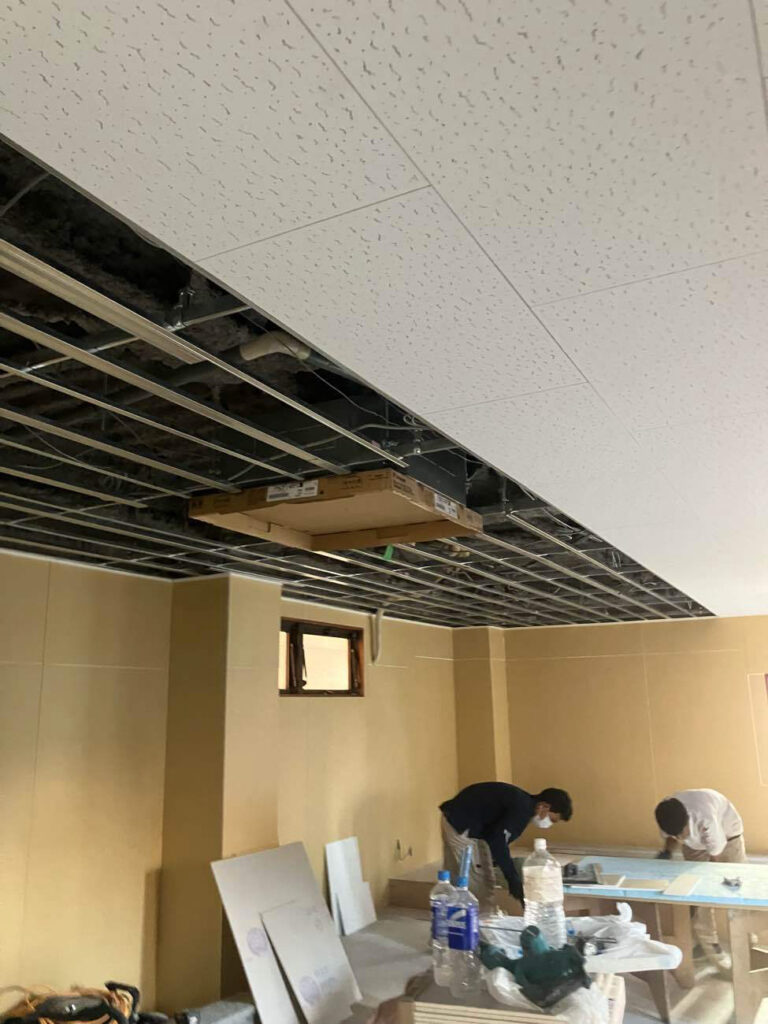 マンション　天井、壁工事　（相模原市中央区）