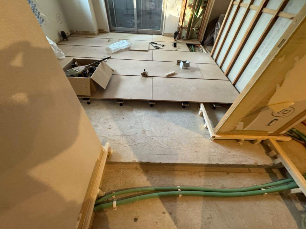 マンション　置床工事　乾式二重床（東京都世田谷区）