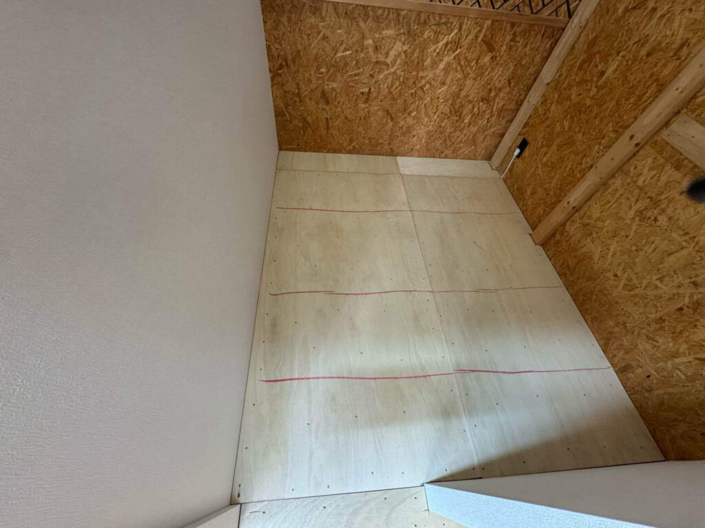 オフィス　置床工事　乾式二重床（東京都葛飾区）