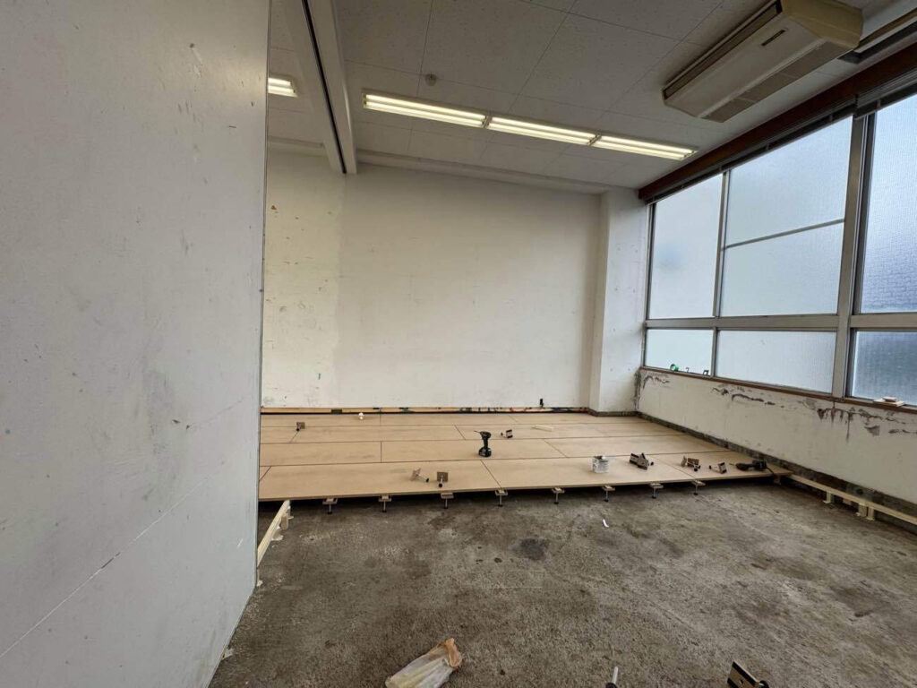 施設　置床工事　乾式二重床（東京都小平市）
