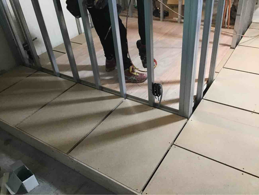 マンション　置床工事　乾式二重床（東京都品川区）