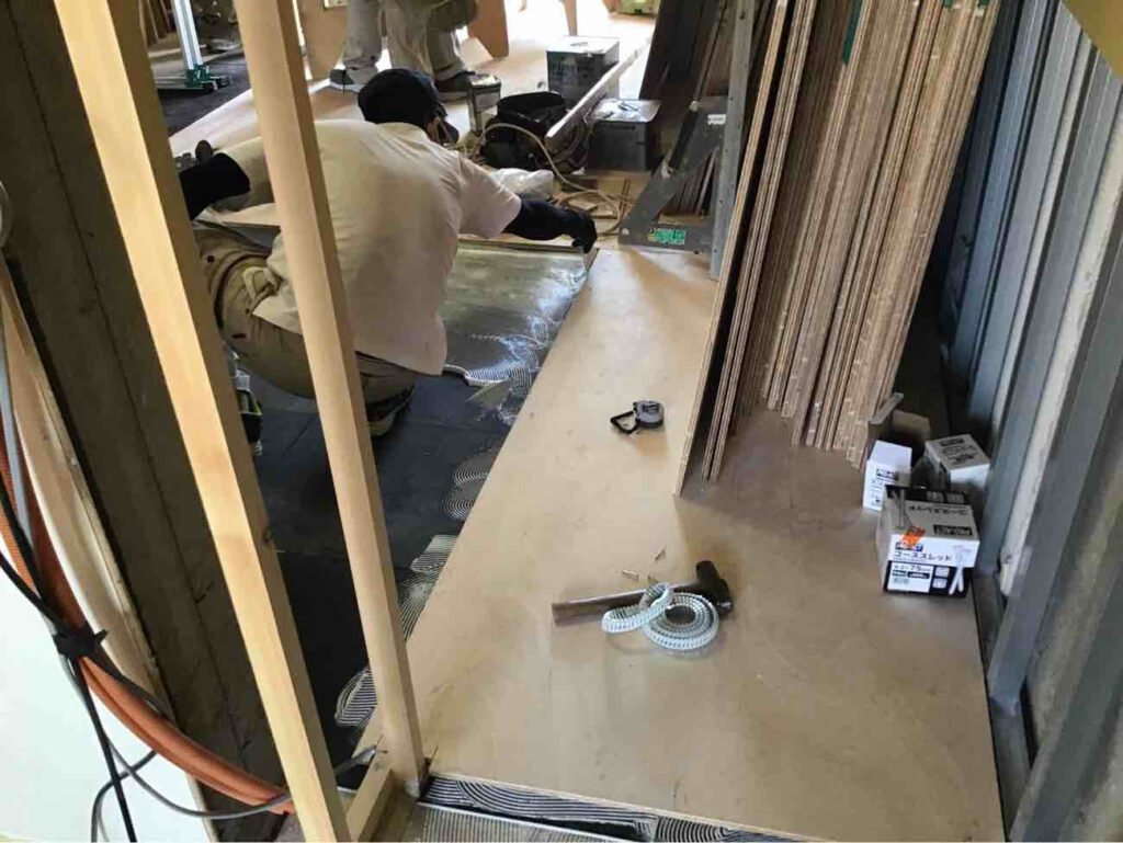 マンション　置床工事　乾式二重床（東京都世田谷区）