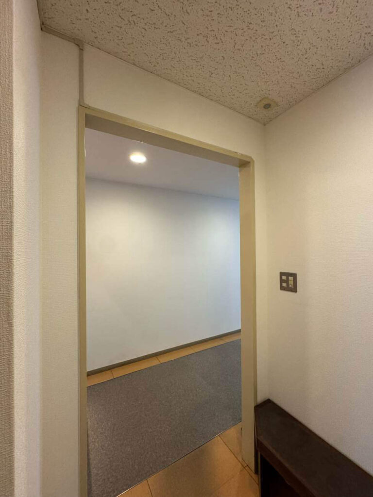 カントリークラブ クロス張替え工事（横浜市旭区）