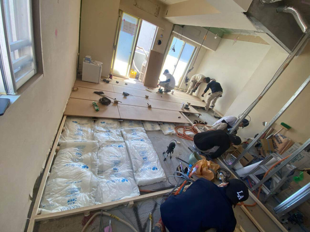 マンション　1日置床工事　乾式二重床（東京都中央区）