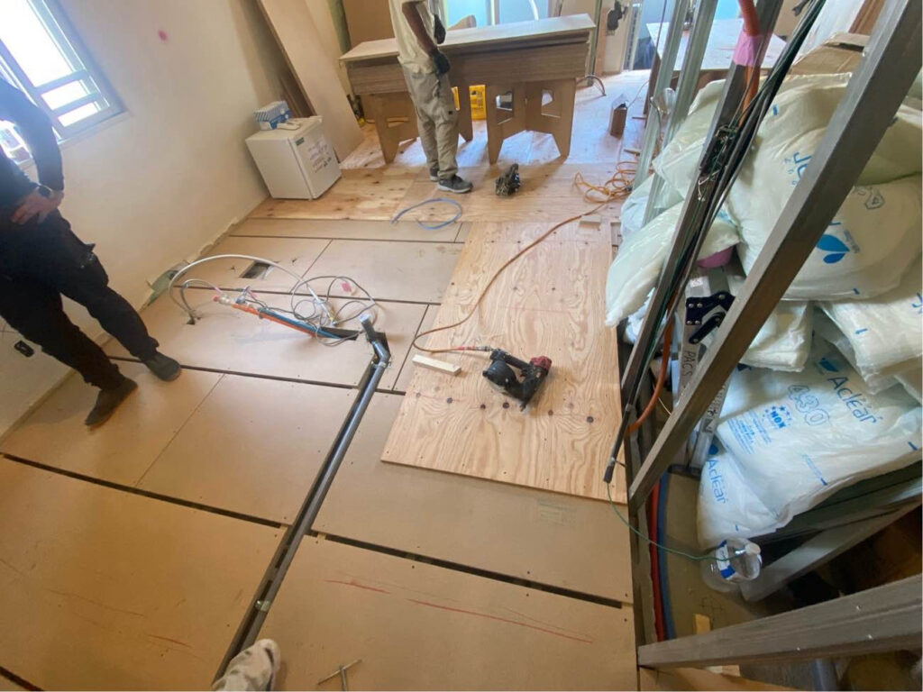 マンション　1日置床工事　乾式二重床（東京都中央区）