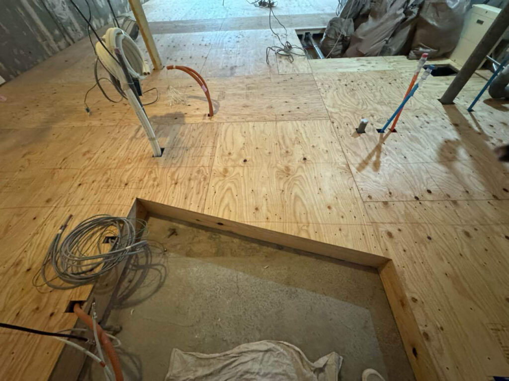 マンション　置床工事　乾式二重床（東京都渋谷区）