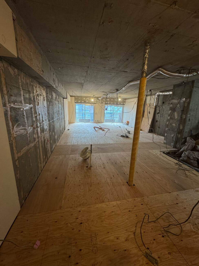 マンション　置床工事　乾式二重床（東京都渋谷区）