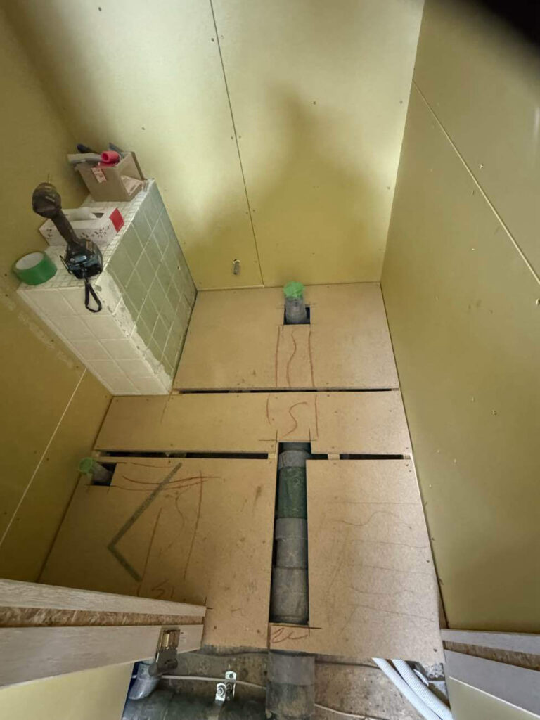 マンション　置床工事　乾式二重床（東京都渋谷区）