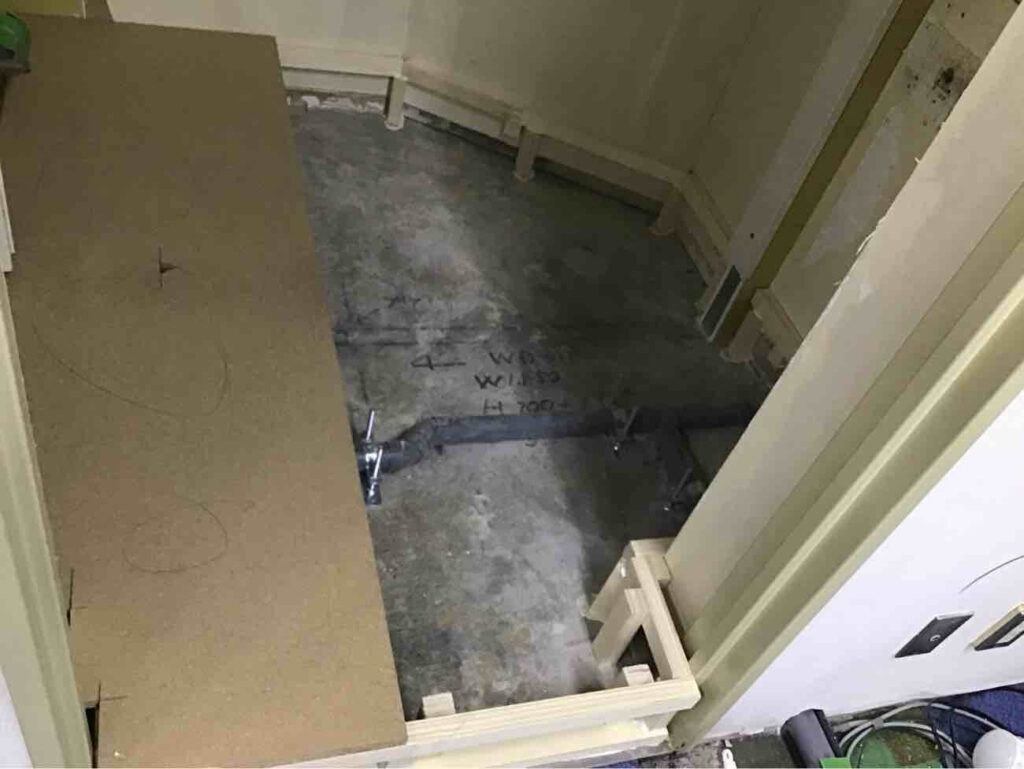 オフィス　OAフロア、置床工事　TN-50（横浜市戸塚区）