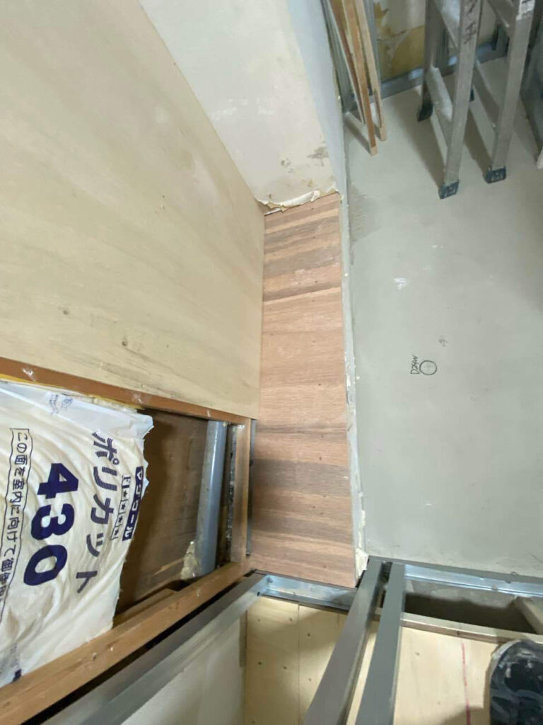 店舗 置床工事 パーチクルボード(神奈川県川崎市)