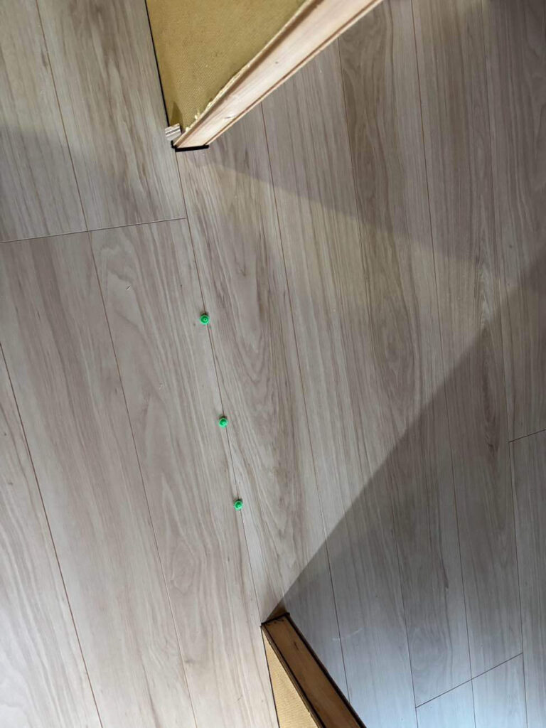 マンション　１日置床工事　乾式二重床（横浜市神奈川区）