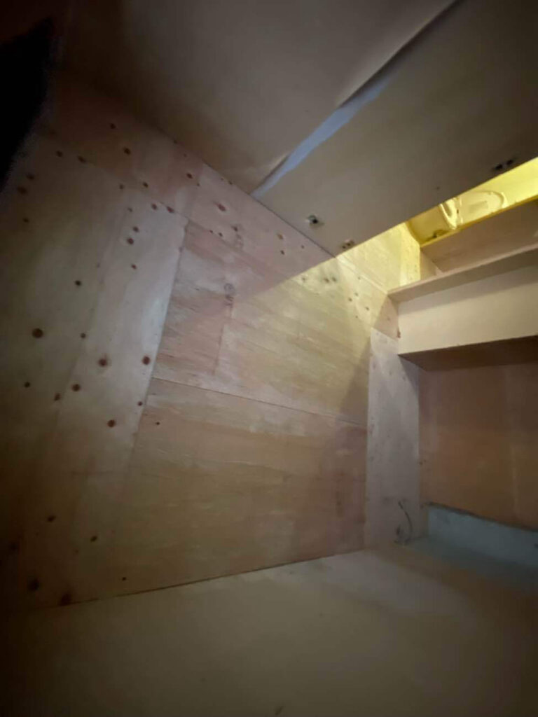 マンション　１日置床工事　乾式二重床（横浜市神奈川区）