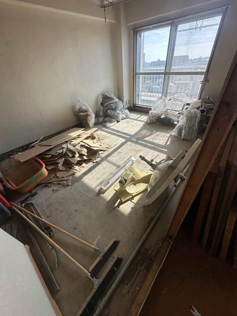 マンション 1日置床工事 乾式二重床(神奈川県平塚市)