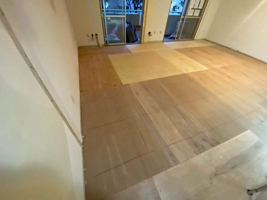 マンション　置床工事　乾式二重床（東京都目黒区）