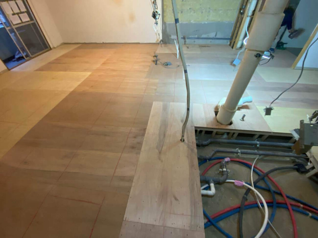 マンション　置床工事　乾式二重床（東京都目黒区）